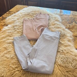 Bundle HeyNuts pro leggings. One purple one blue. Size small no tags. Like new!